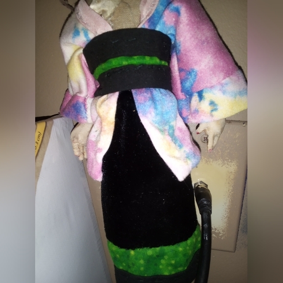 Antique collectible silk face handmade Geisha doll. - Picture 4 of 14